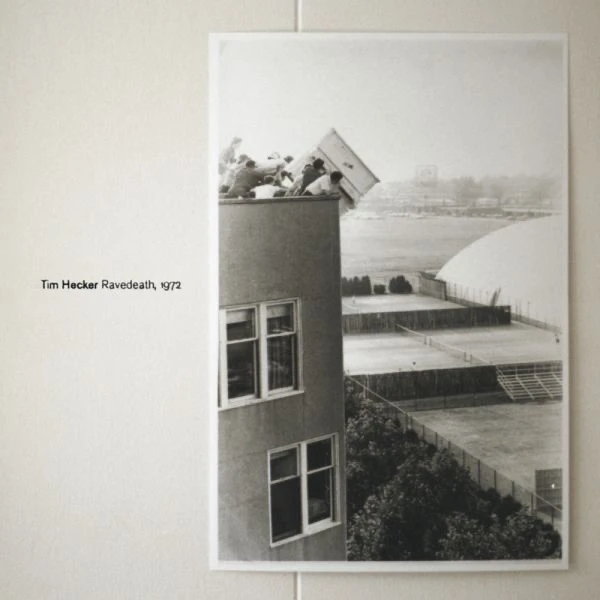 Ravedeath, 1972 by Tim Hecker album cover